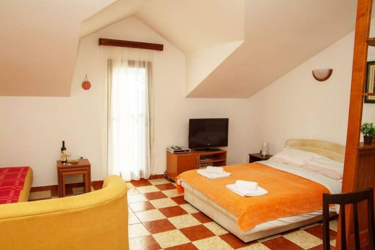 Apartmani Skver Sanja Herceg Novi Extérieur photo