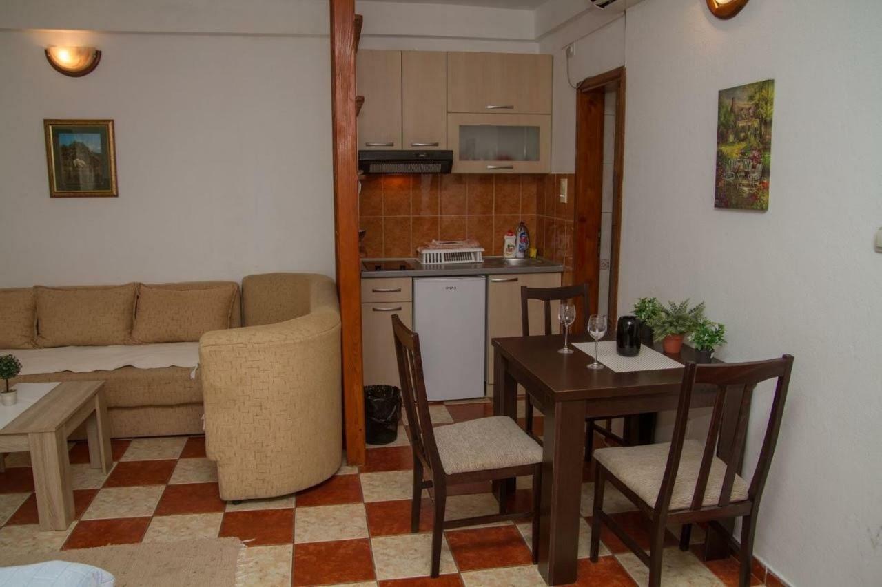 Apartmani Skver Sanja Herceg Novi Extérieur photo